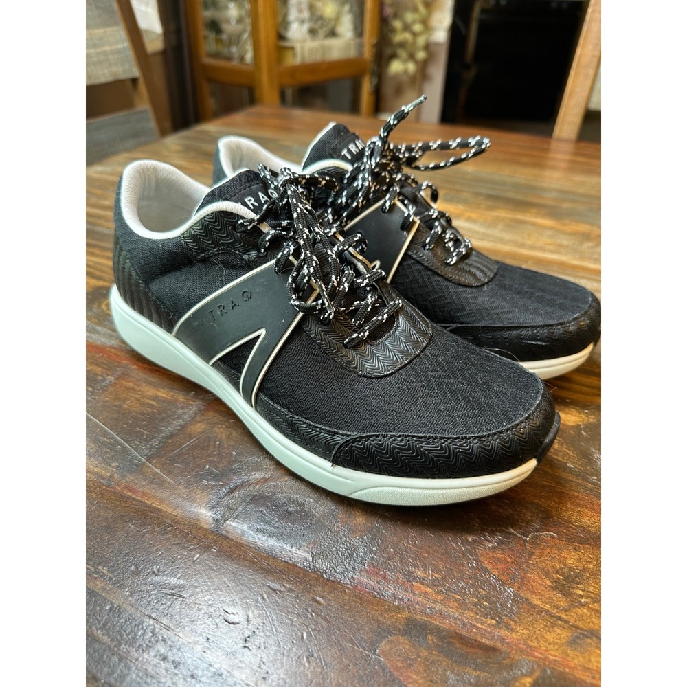 TRAQ by Alegria QAR-5984 Womens Walking Shoes Black Fabric Sneakers Size 10